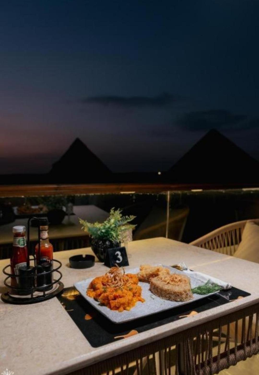 Middle East Pyramids Hotel Kafrat al Jabal Exterior photo