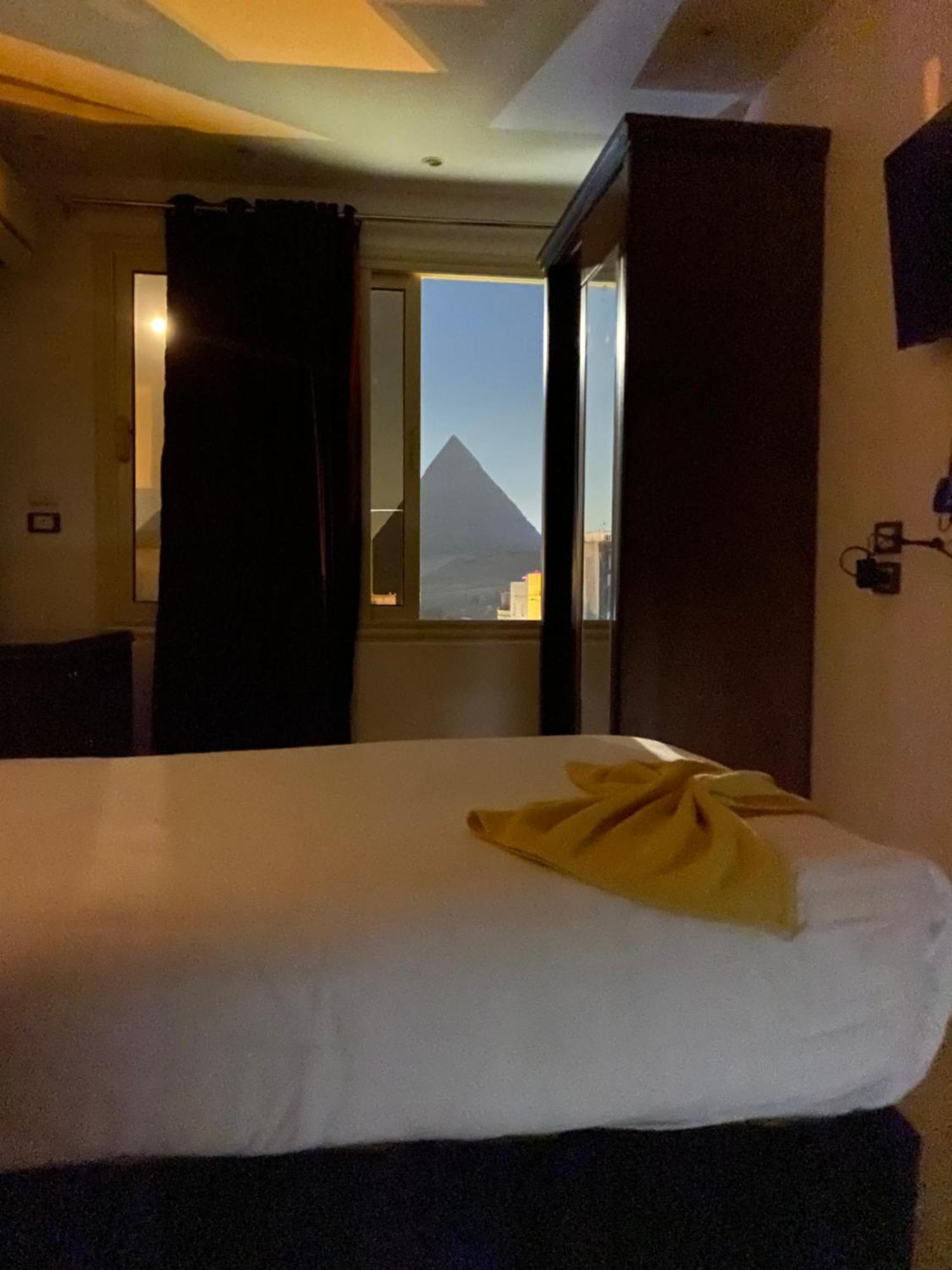 Middle East Pyramids Hotel Kafrat al Jabal Exterior photo