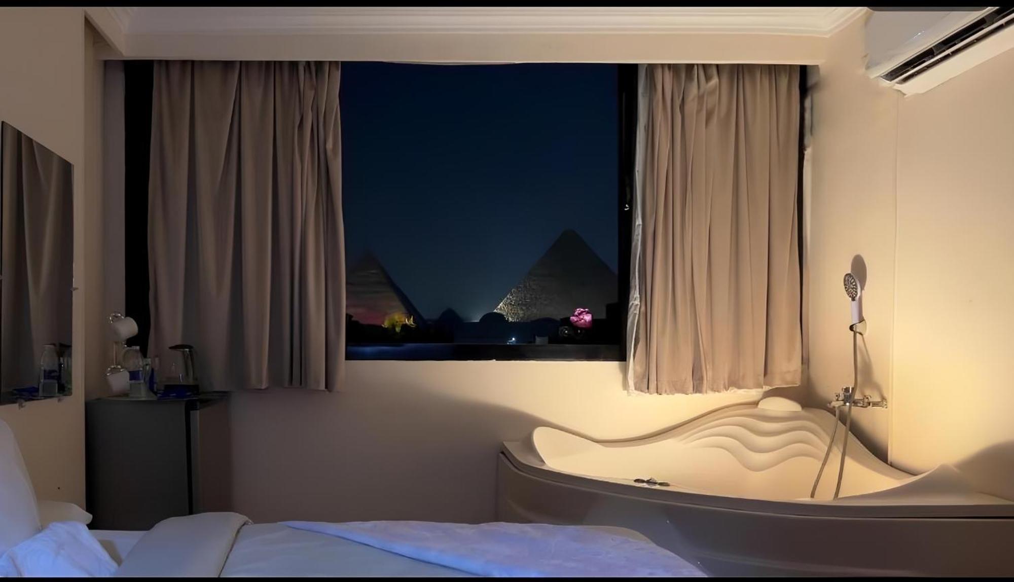 Middle East Pyramids Hotel Kafrat al Jabal Exterior photo